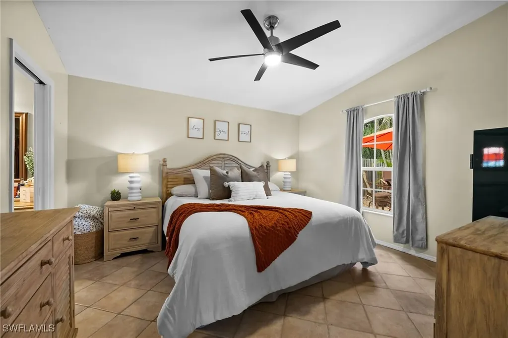 89 8th Street Bonita Springs FL 34134