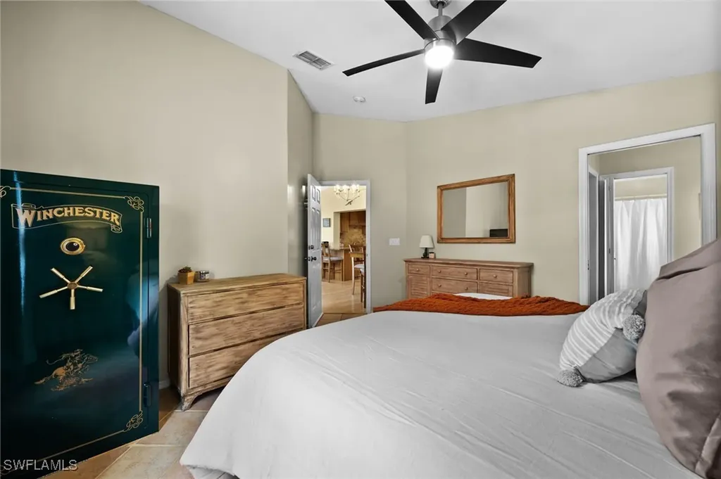 89 8th Street Bonita Springs FL 34134