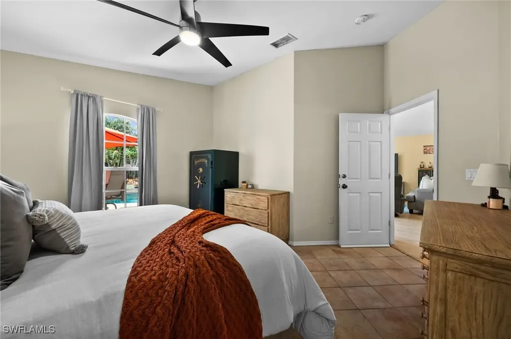 89 8th Street Bonita Springs FL 34134