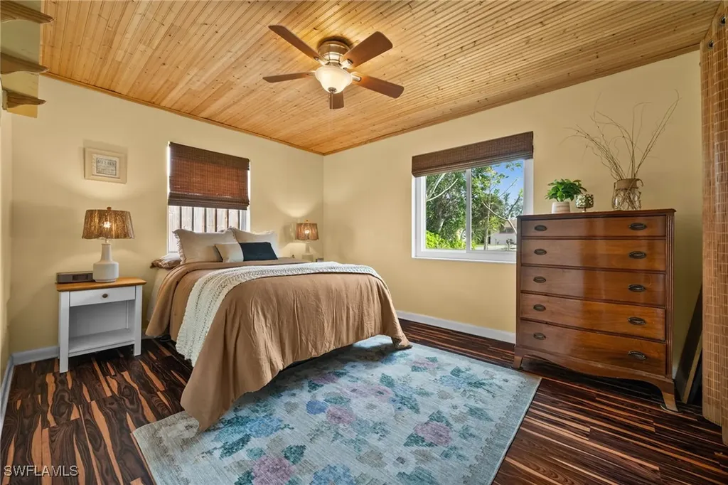 89 8th Street Bonita Springs FL 34134