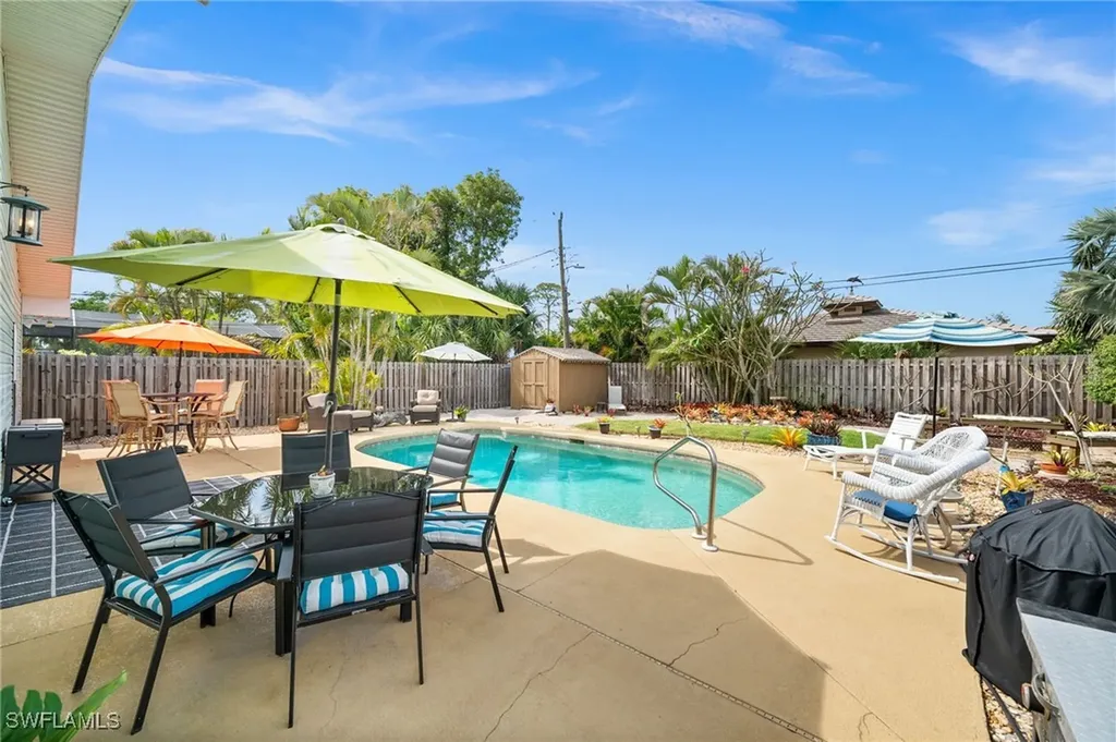 89 8th Street Bonita Springs FL 34134