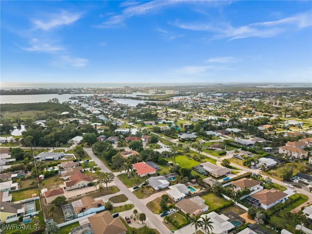 89 8th Street Bonita Springs FL 34134