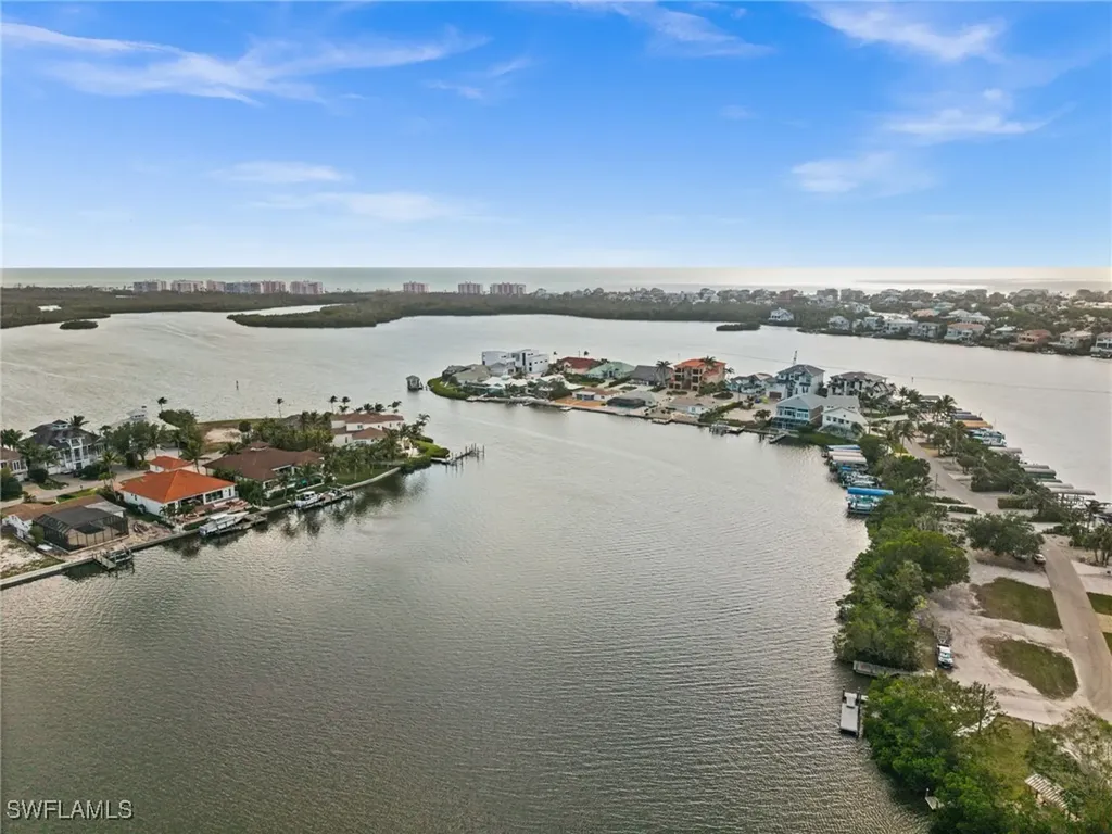 89 8th Street Bonita Springs FL 34134