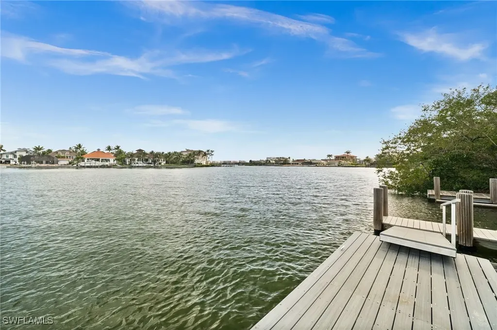 89 8th Street Bonita Springs FL 34134