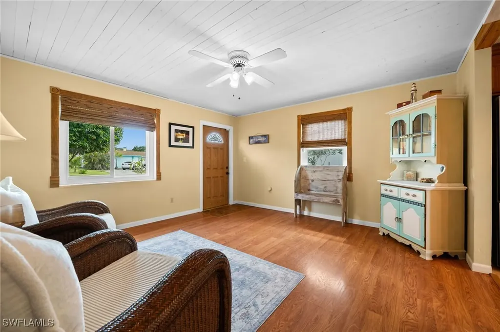 89 8th Street Bonita Springs FL 34134