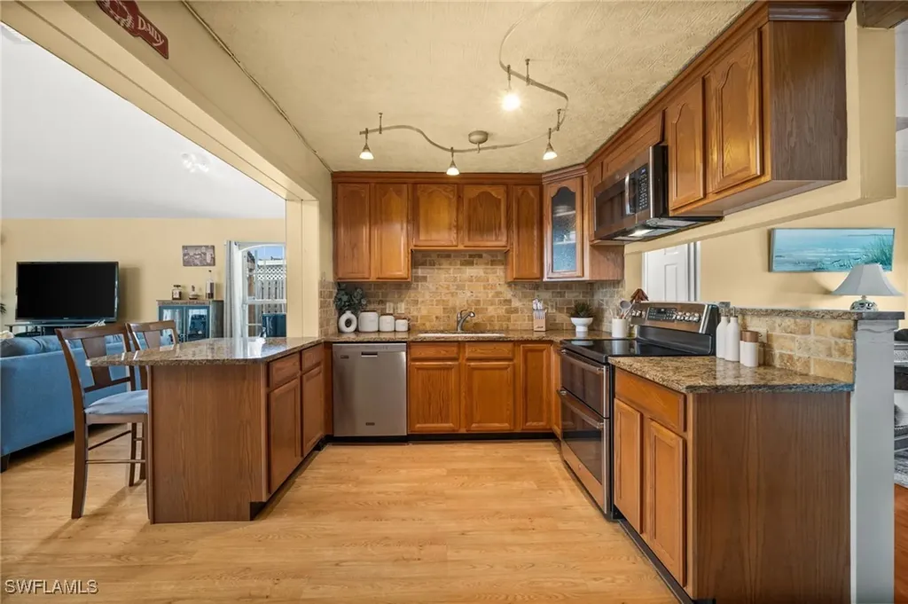 89 8th Street Bonita Springs FL 34134