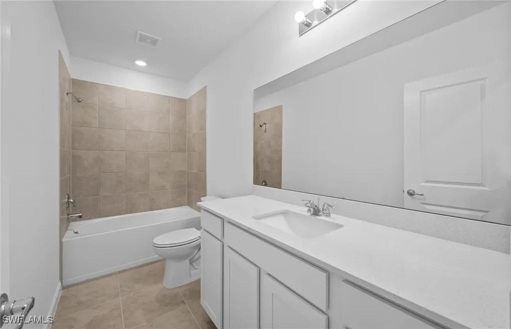 1634 Lake Jessup Circle Cape Coral FL 33909