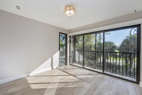 5940 Via Lugano Naples FL 34108