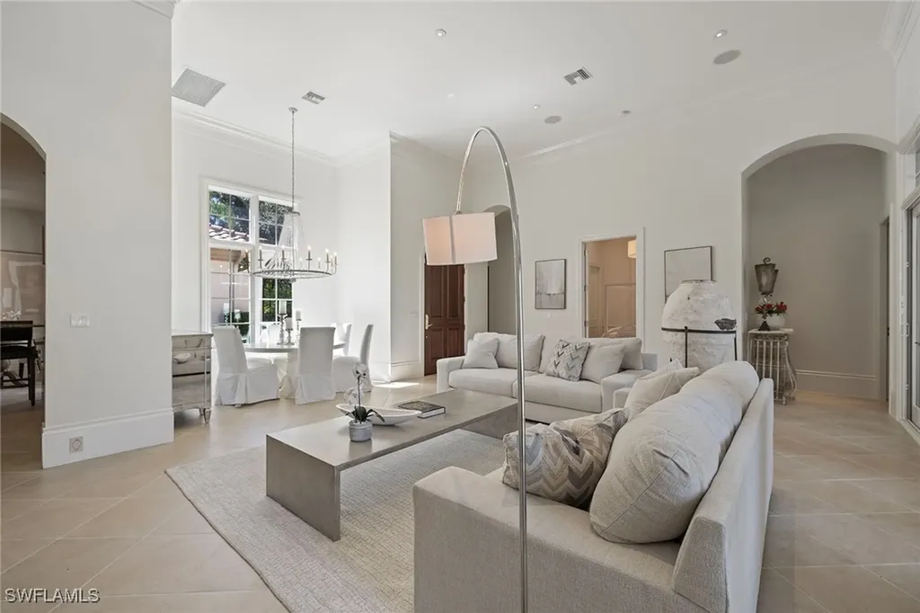 15655 Villoresi Way Naples FL 34110