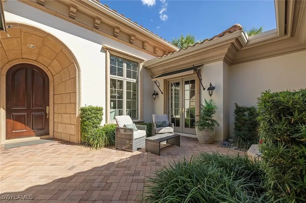 15655 Villoresi Way Naples FL 34110