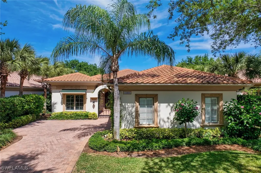 15655 Villoresi Way Naples FL 34110