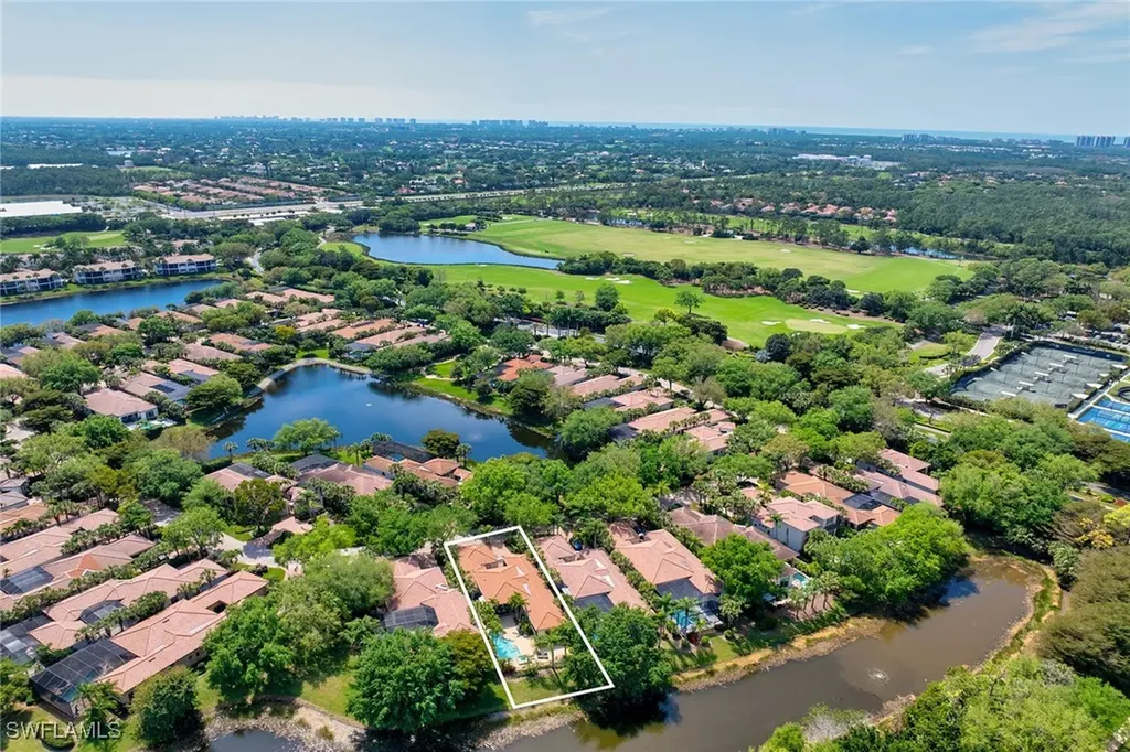 15655 Villoresi Way Naples FL 34110