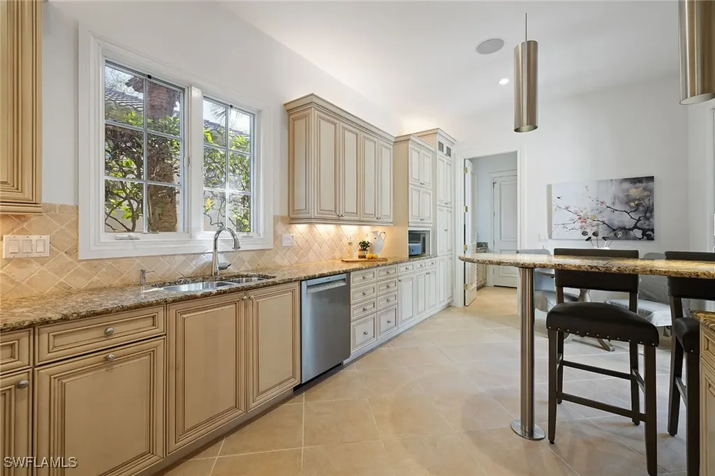 15655 Villoresi Way Naples FL 34110