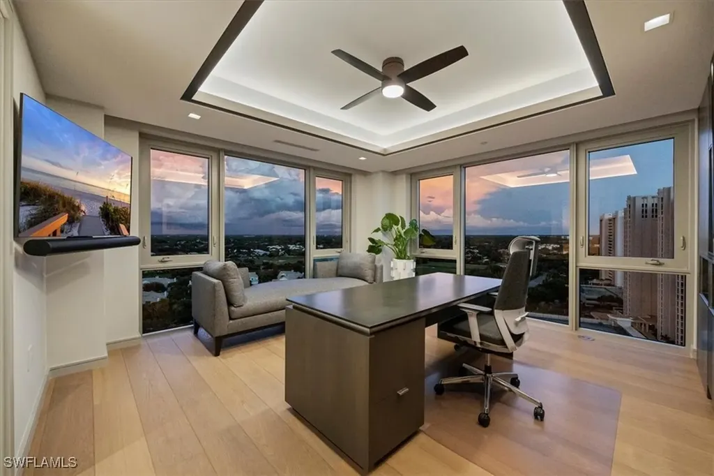 6897 Grenadier Boulevard Naples FL 34108