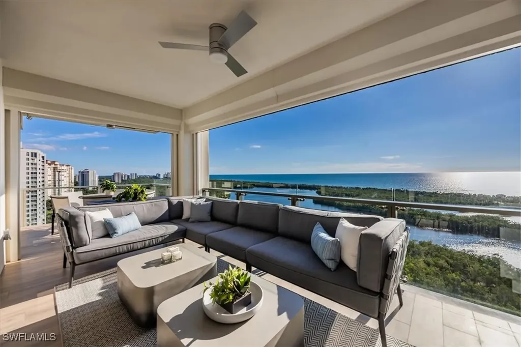 6897 Grenadier Boulevard Naples FL 34108