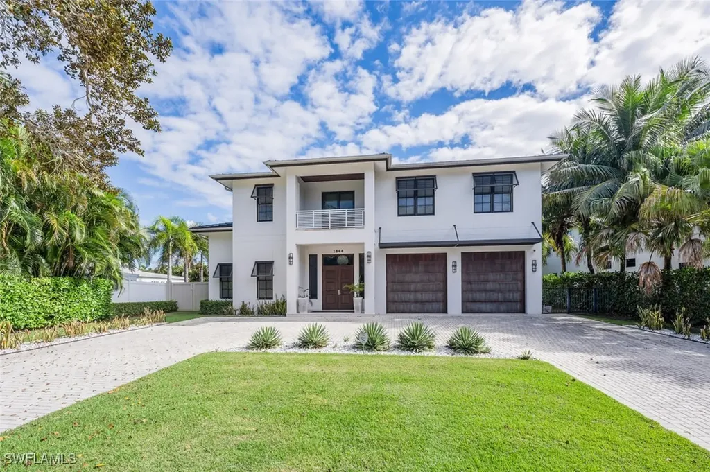 1844 Alamanda Drive Naples FL 34102