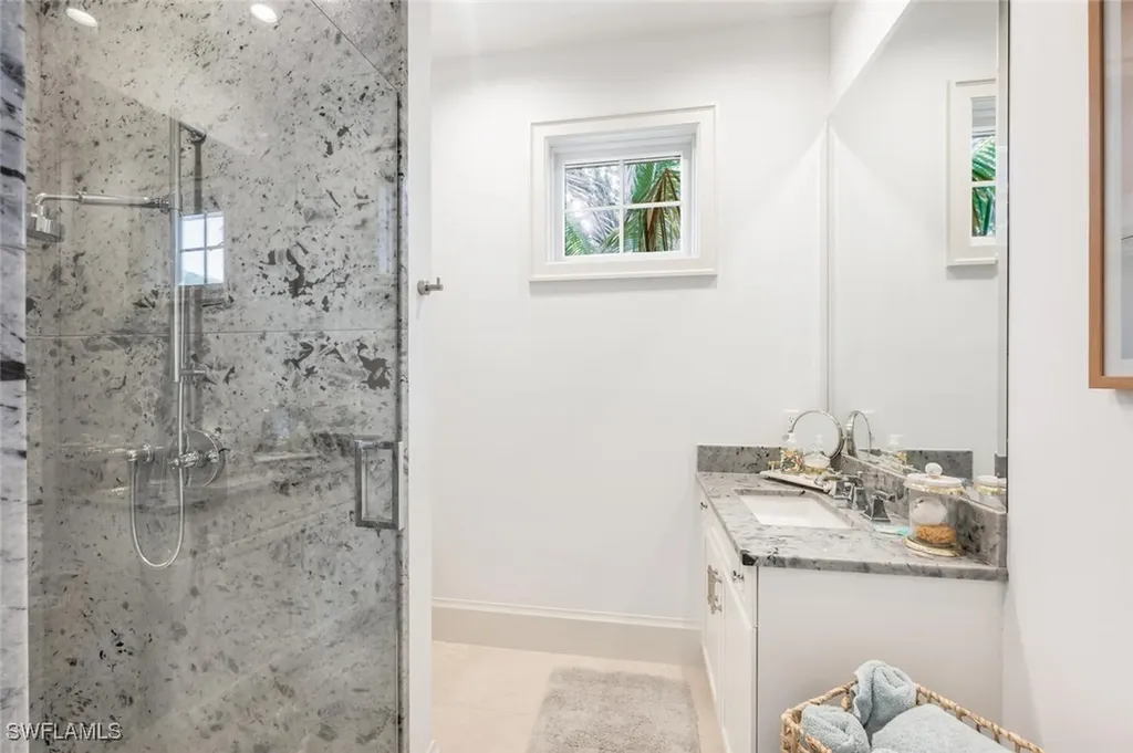 1844 Alamanda Drive Naples FL 34102