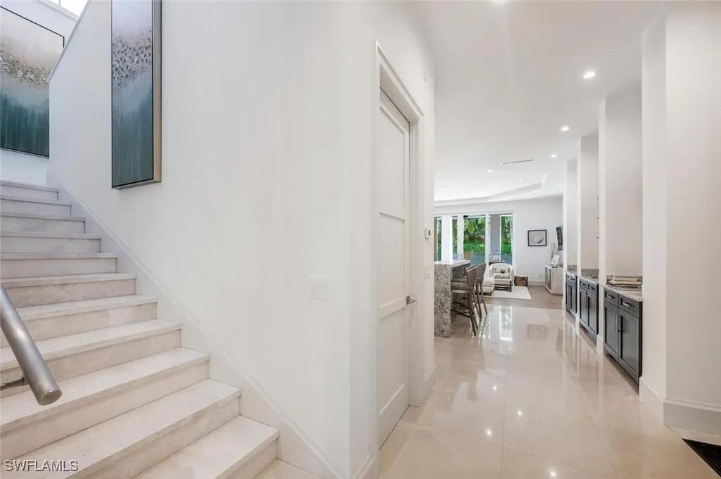1844 Alamanda Drive Naples FL 34102