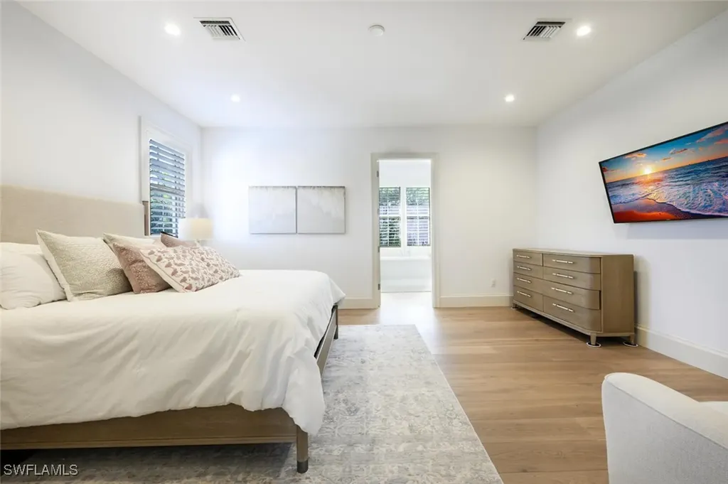 1844 Alamanda Drive Naples FL 34102