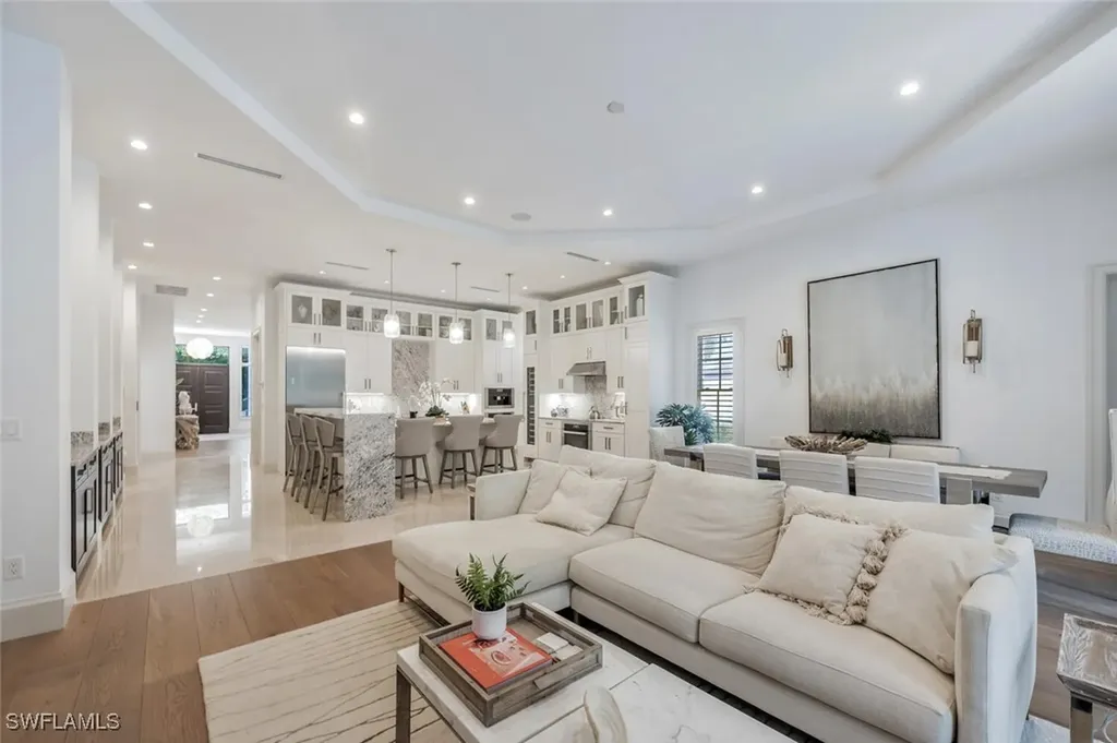 1844 Alamanda Drive Naples FL 34102
