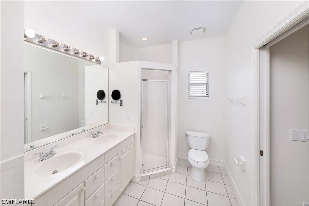 8092 Sanctuary Drive Naples FL 34104