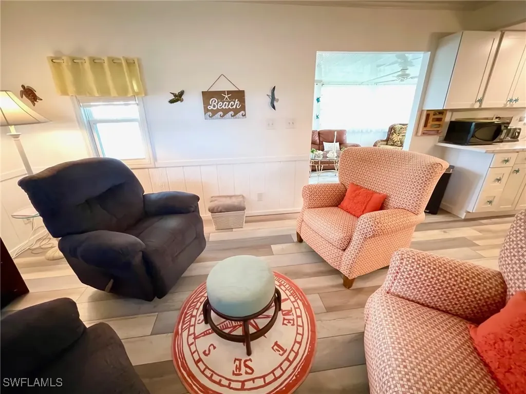 220 Derwent Boulevard Fort Myers FL 33908