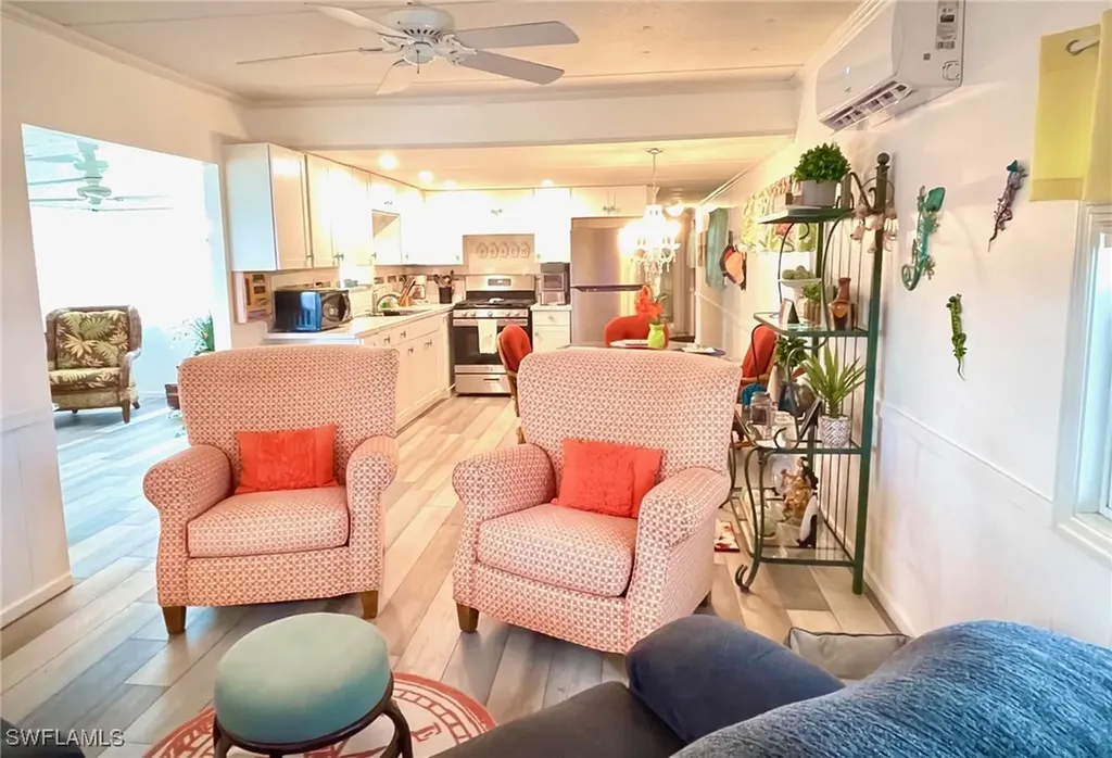 220 Derwent Boulevard Fort Myers FL 33908