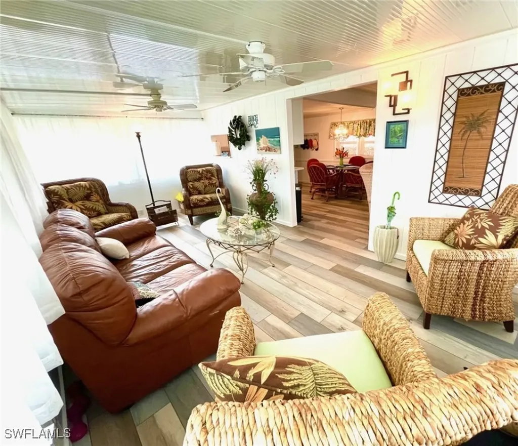 220 Derwent Boulevard Fort Myers FL 33908