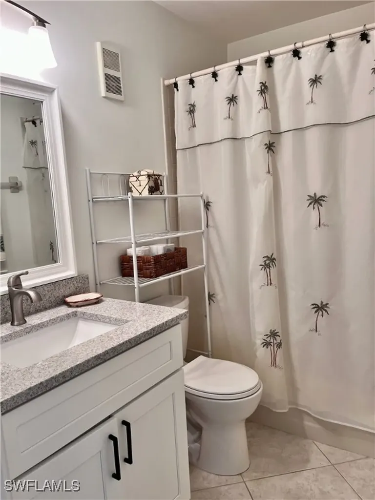 3685 Amberly Circle W Naples FL 34112