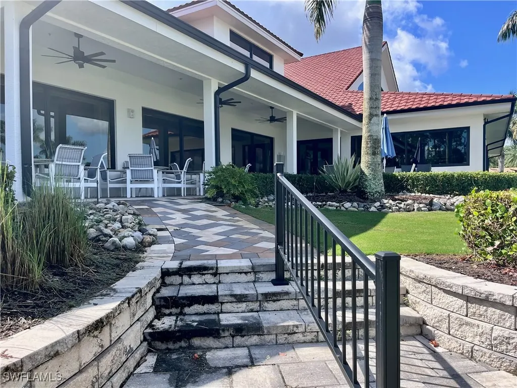 3685 Amberly Circle W Naples FL 34112