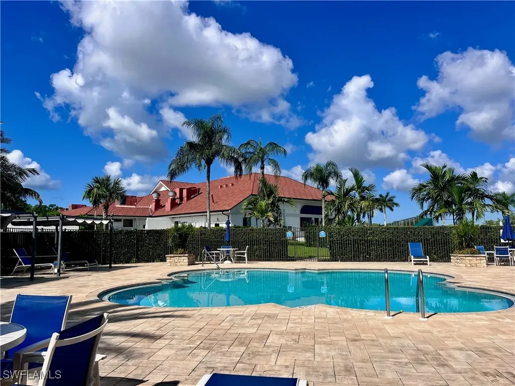 3685 Amberly Circle W Naples FL 34112