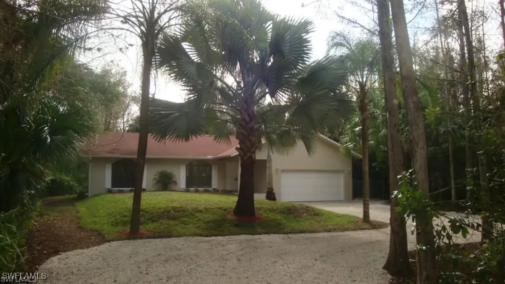 5240 Cherry Wood Drive Naples FL 34119