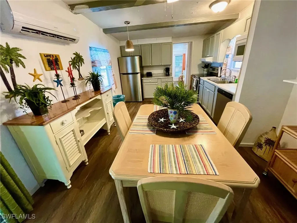 252 Daisy Avenue Fort Myers FL 33908