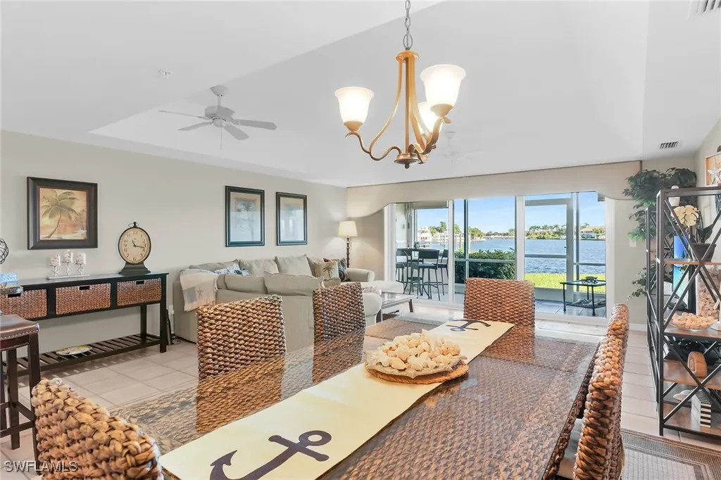 269 Sunrise Cay Naples FL 34114