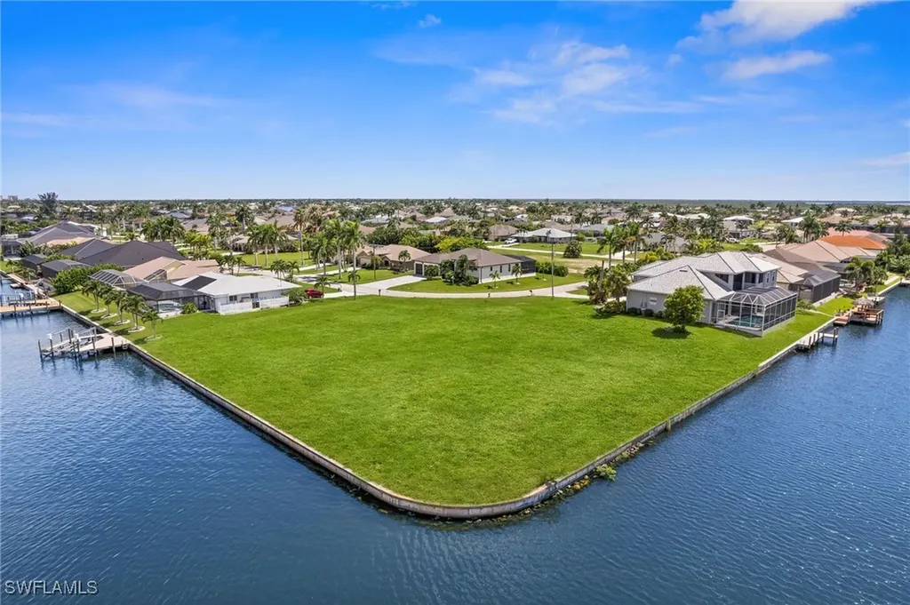 2701 SW 30th Terrace Cape Coral FL 33914