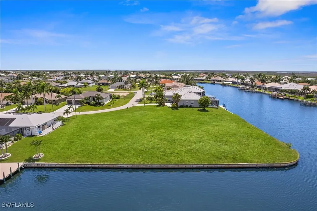 2701 SW 30th Terrace Cape Coral FL 33914