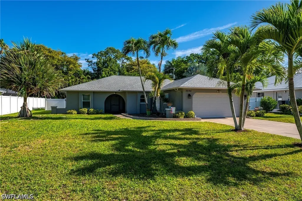 3584 Cartwright Court Bonita Springs FL 34134