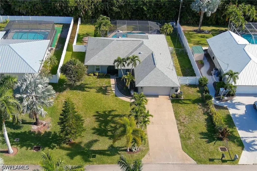 3584 Cartwright Court Bonita Springs FL 34134