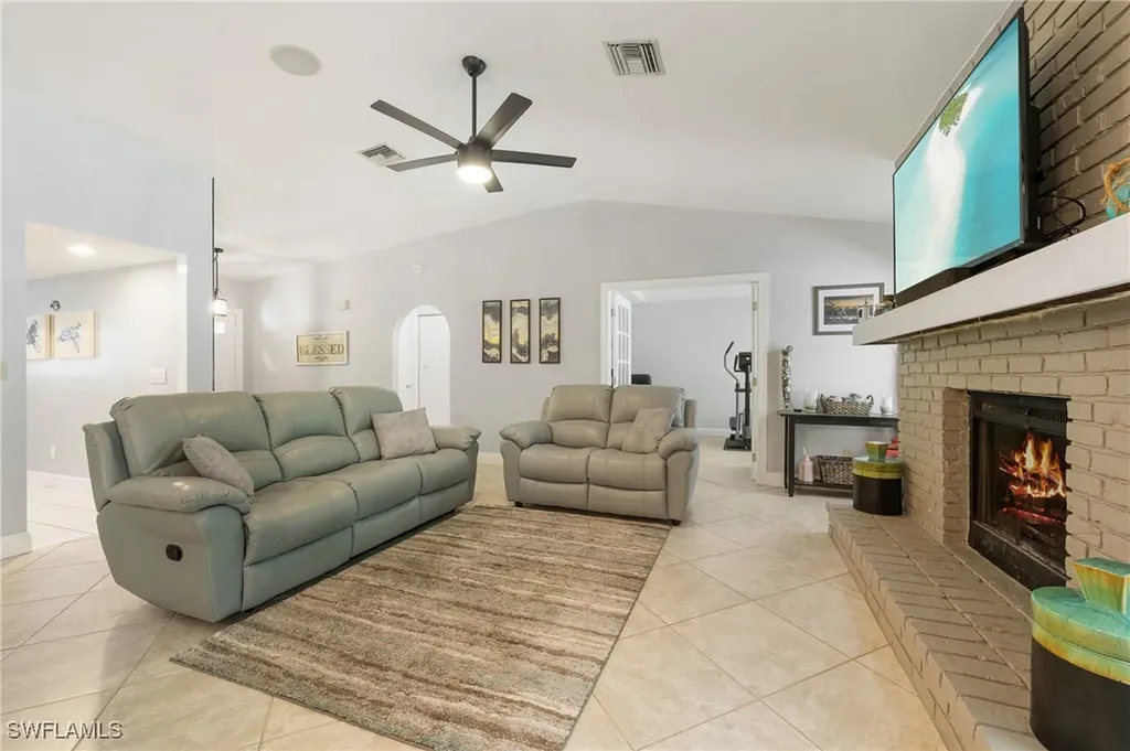 3584 Cartwright Court Bonita Springs FL 34134
