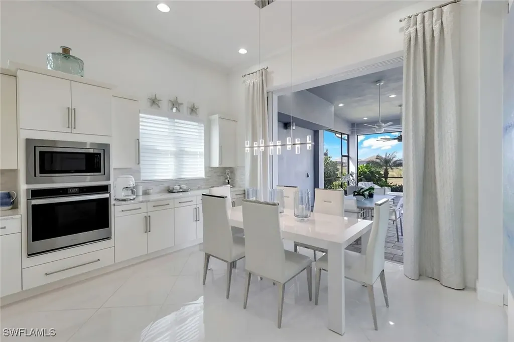 6245 Negril Isle Drive Naples FL 34113