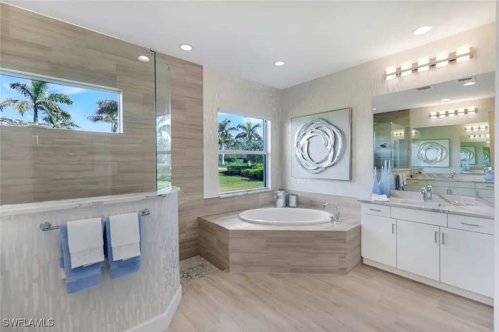 6245 Negril Isle Drive Naples FL 34113