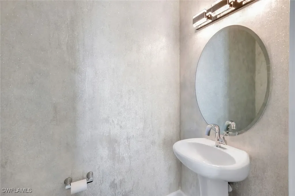 6245 Negril Isle Drive Naples FL 34113