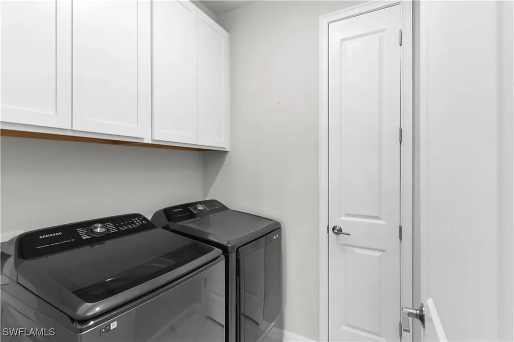 4705 Arboretum Circle Naples FL 34112