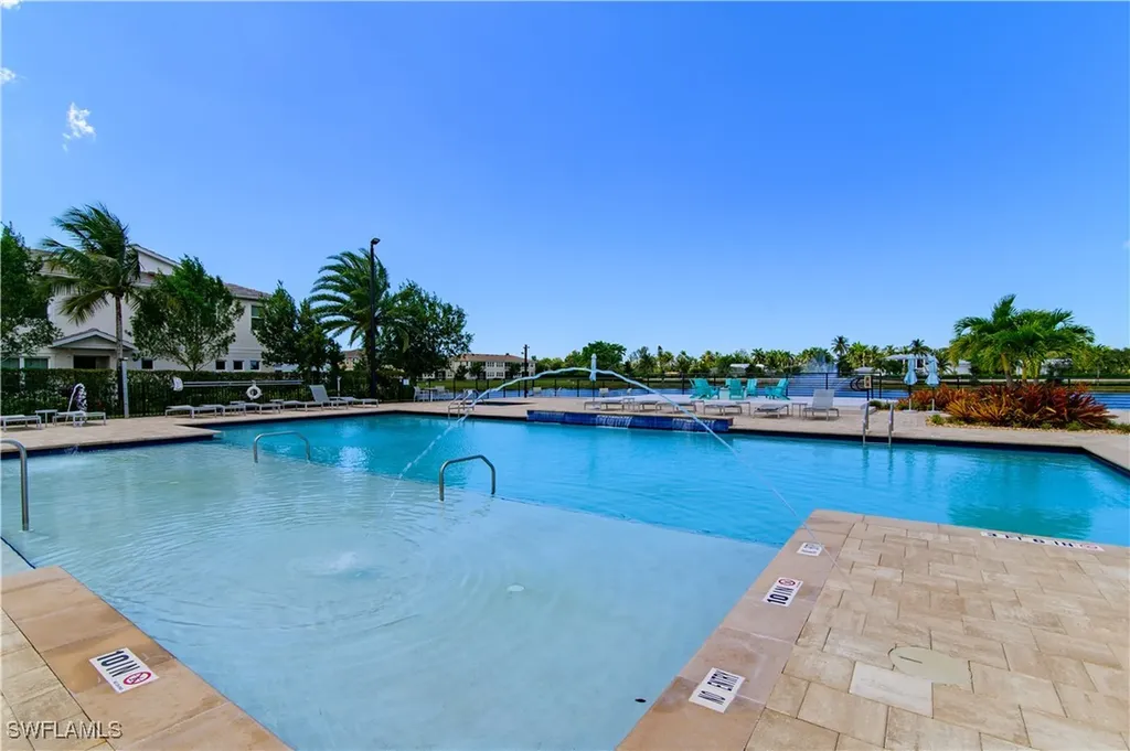 4705 Arboretum Circle Naples FL 34112