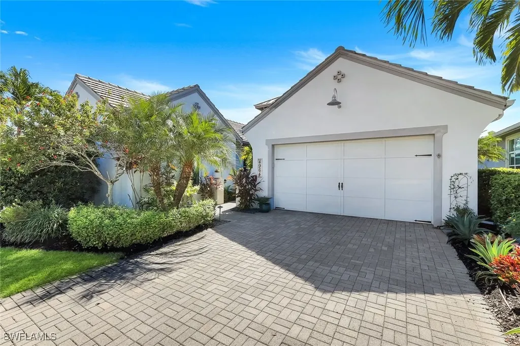 4964 Andros Drive Naples FL 34113