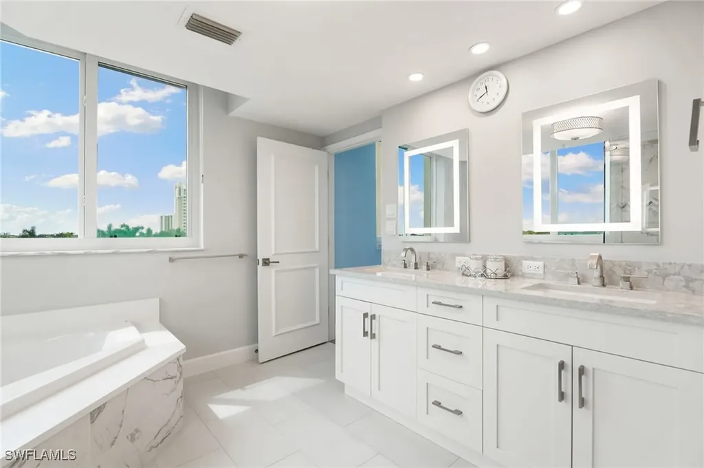 7515 Pelican Bay Boulevard Naples FL 34108