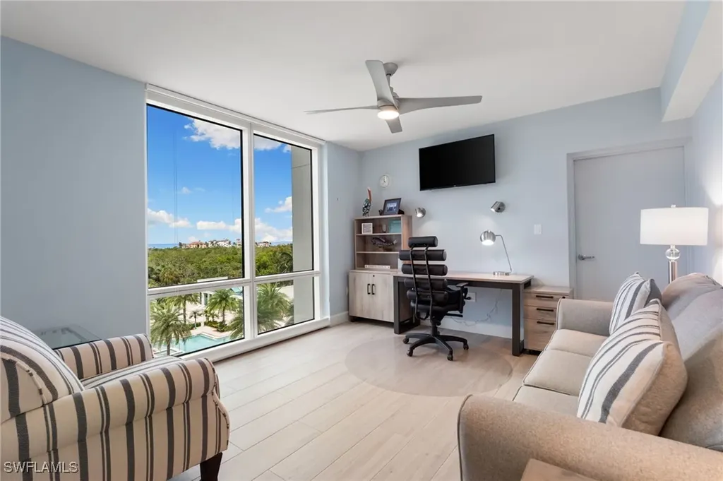 7515 Pelican Bay Boulevard Naples FL 34108