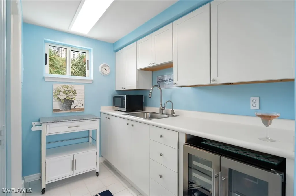 7515 Pelican Bay Boulevard Naples FL 34108