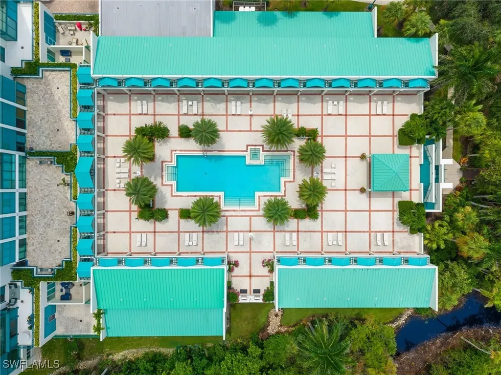 7515 Pelican Bay Boulevard Naples FL 34108