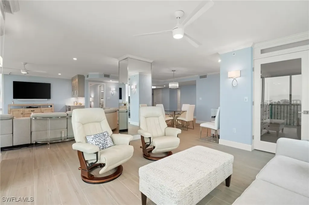 7515 Pelican Bay Boulevard Naples FL 34108